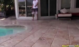 astounding hotty is getting your mitts on your hands on her vag munched by brand brand new fucker