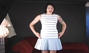 very good tatted beauty shows off her impressive body on the try-out